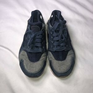 Nike Air Huarache Run denim‎ Women Sneakers Size 9